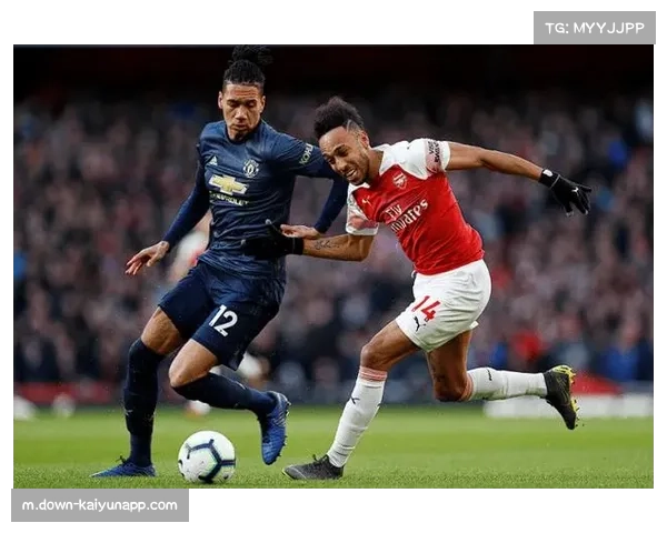 高位逼抢与防守反击并存 英超战术风格呈现多元化